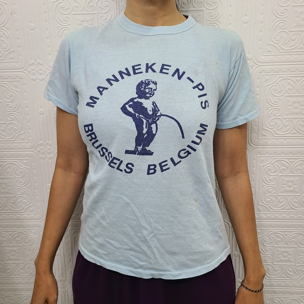 90s Vintage Tshirt, Manneken Pis Brussels, Belgium